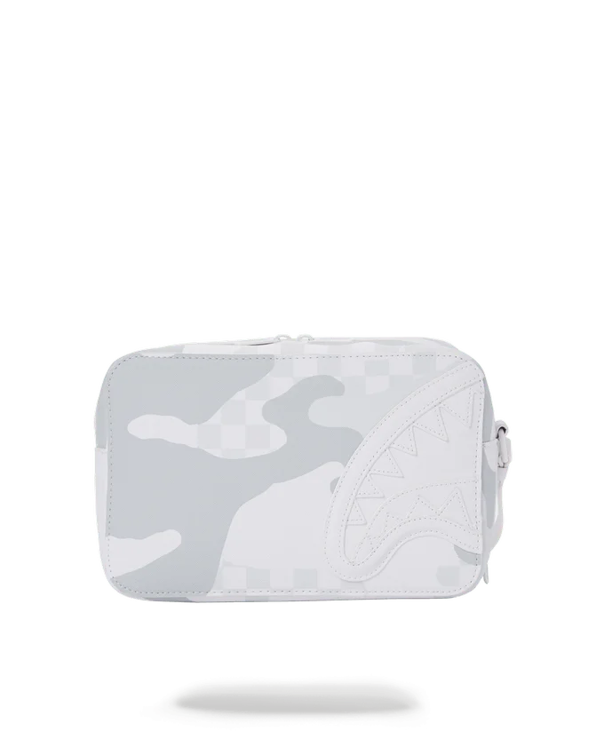 3AM LE BLANC TOILETRY BAG