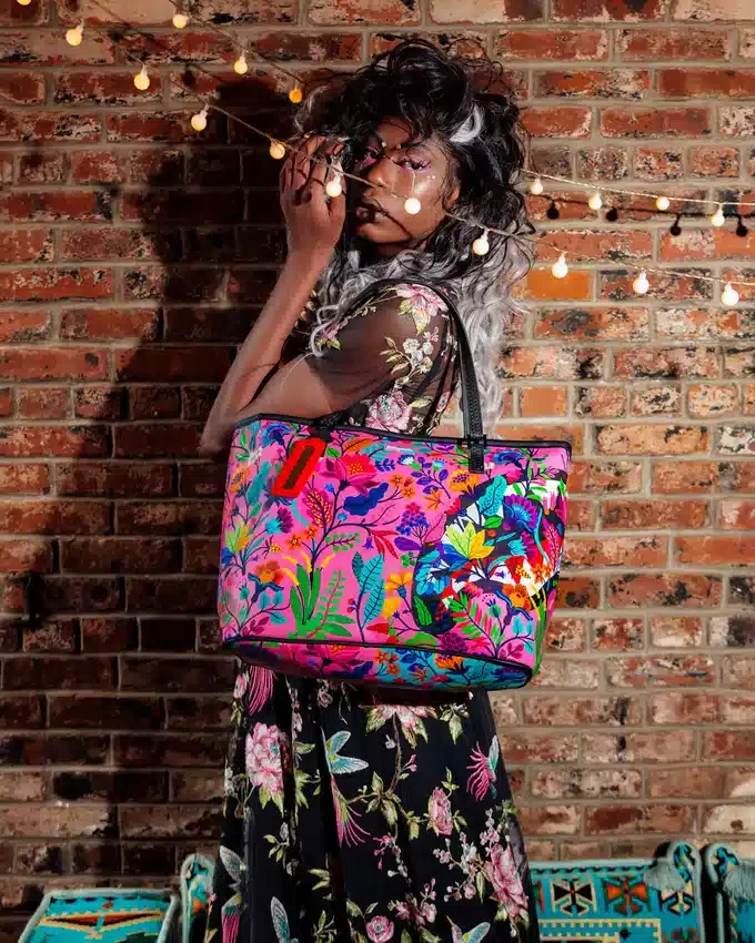 AVANT GARDEN TOTE
