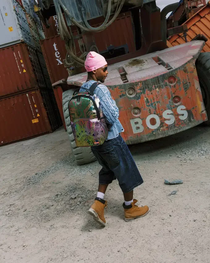 CIRCUIT BOARD MAGNETIC GRID BACKPACK
