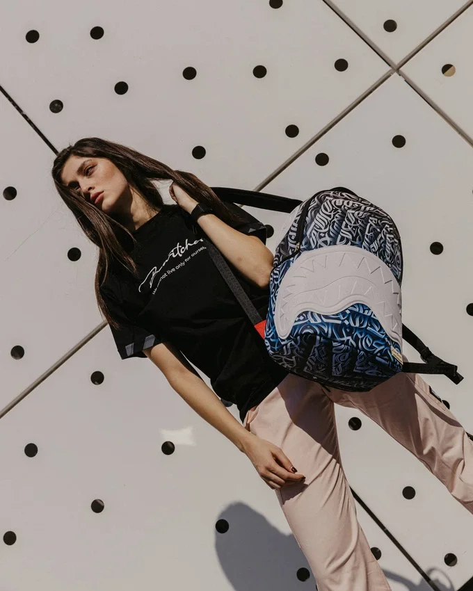 DIAA ALLAM SEEKING PERFECTION 003 BACKPACK