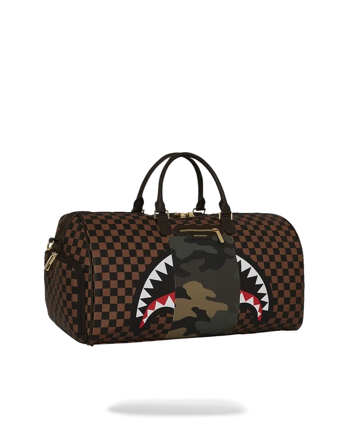 EXTERIOR GOLD ZIP POCKET SHARKS IN PARIS DUFFLE