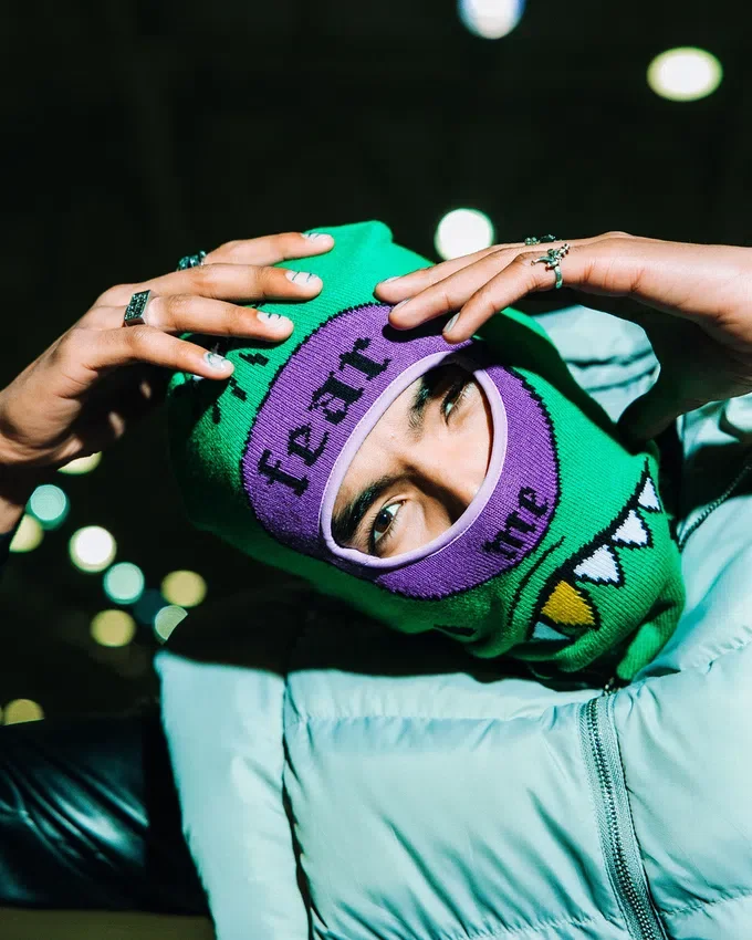 FAR OUT SKI MASK
