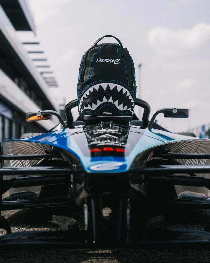 FORMULA-E GEN3 LED BACKPACK