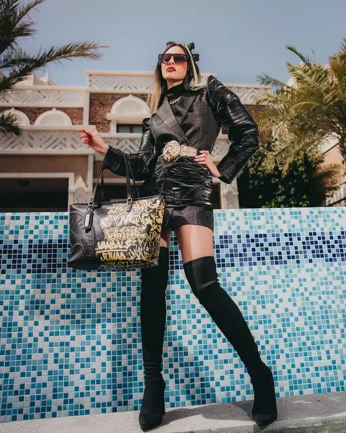 HALF GRAFF GLIDE TOTE