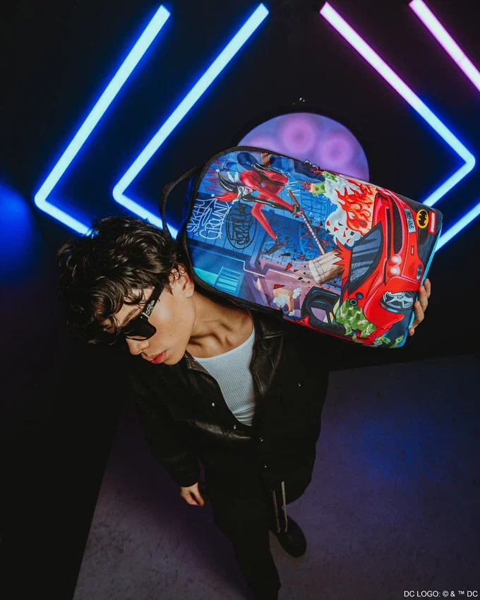 HARLEY QUINN SMASH SMASH DLXSR BACKPACK