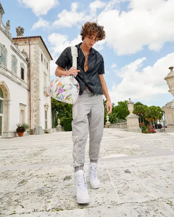IN THE GARDEN DUFFLE