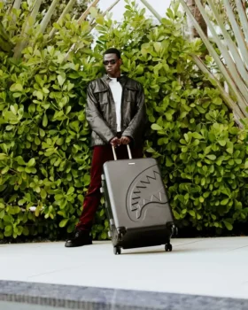 REALITY CHECK SHARKITECTURE FULL-SIZE JETBLACK LUGGAGE (GOLD HARDWARE)