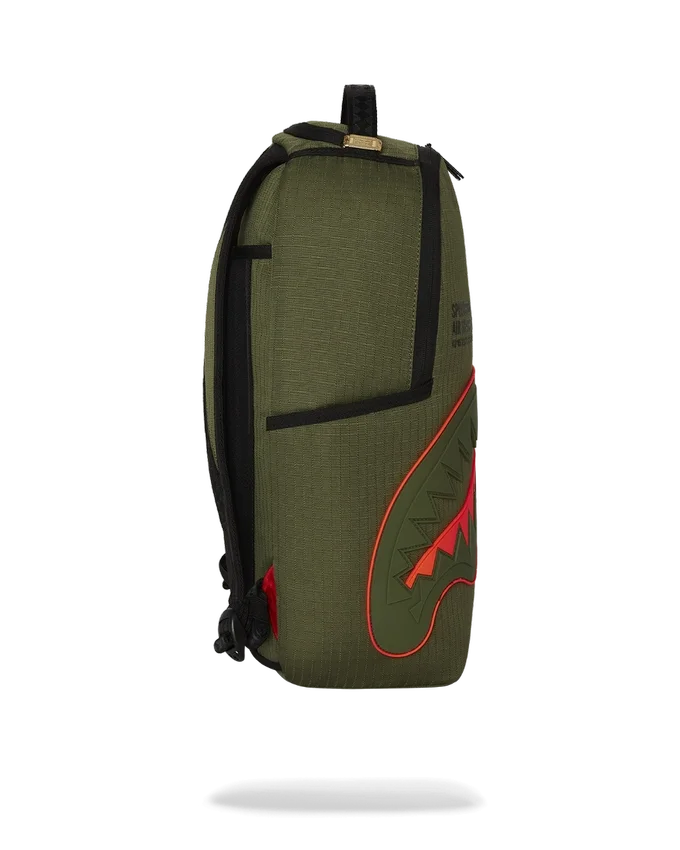 SHARK CENTRAL AIRBORNE BACKPACK