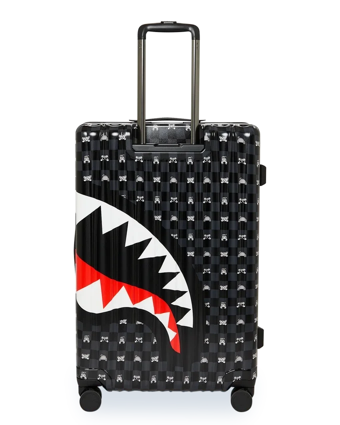 SHARK MOB HIDEOUT FULL-SIZE LUGGAGE