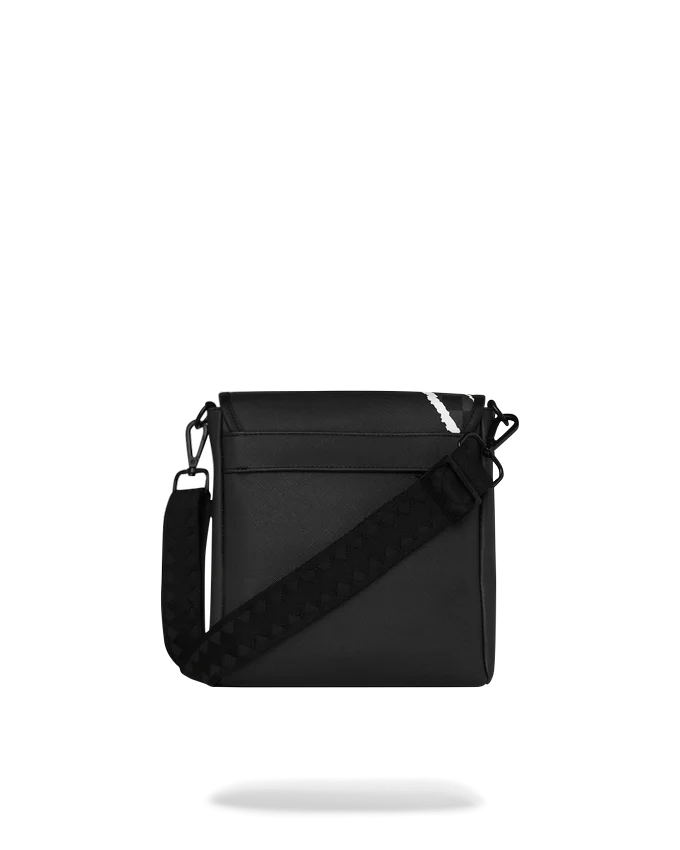 SHARK SLASH MESSENGER SLING