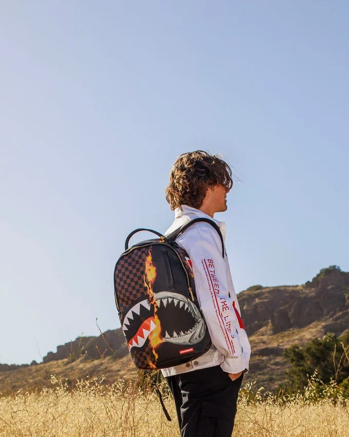 SHARKS IN PARIS UNSTOPPABLE BACKPACK (DLXV)