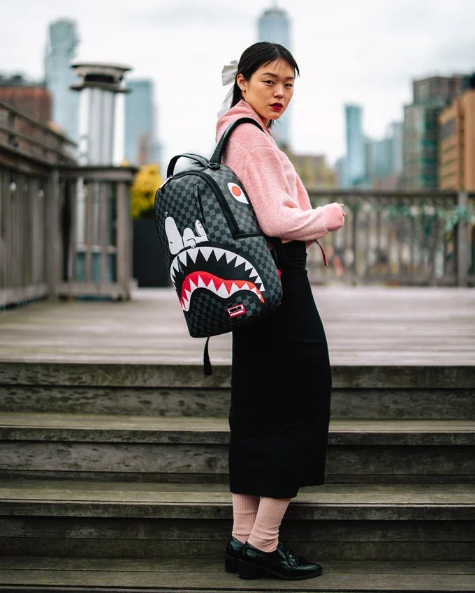 SNOOPY DAY OFF BACKPACK