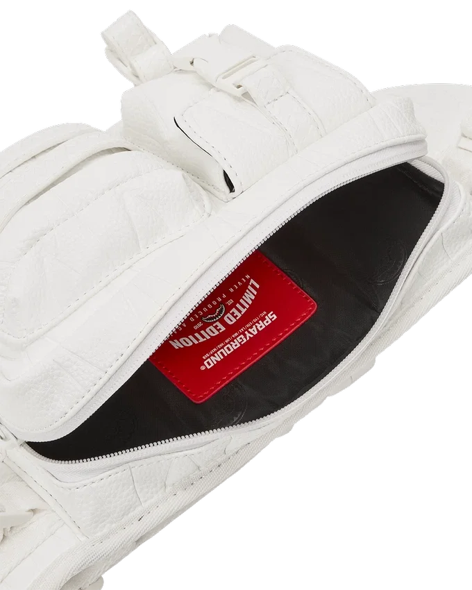 STRATOSPHERE CARGO CROSSBODY
