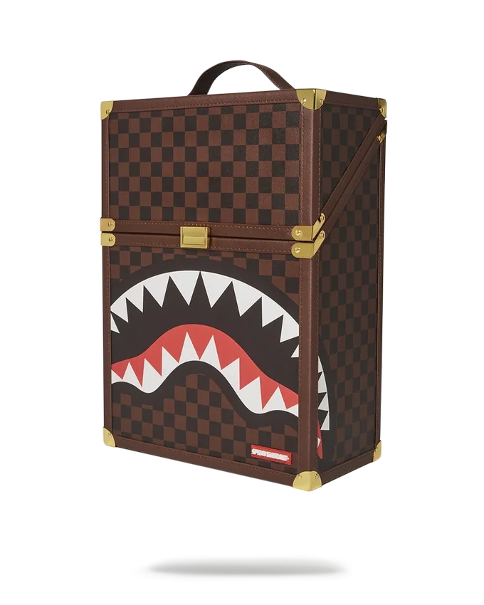 THE CHATURANGA SHARK 1900 BACKPACK