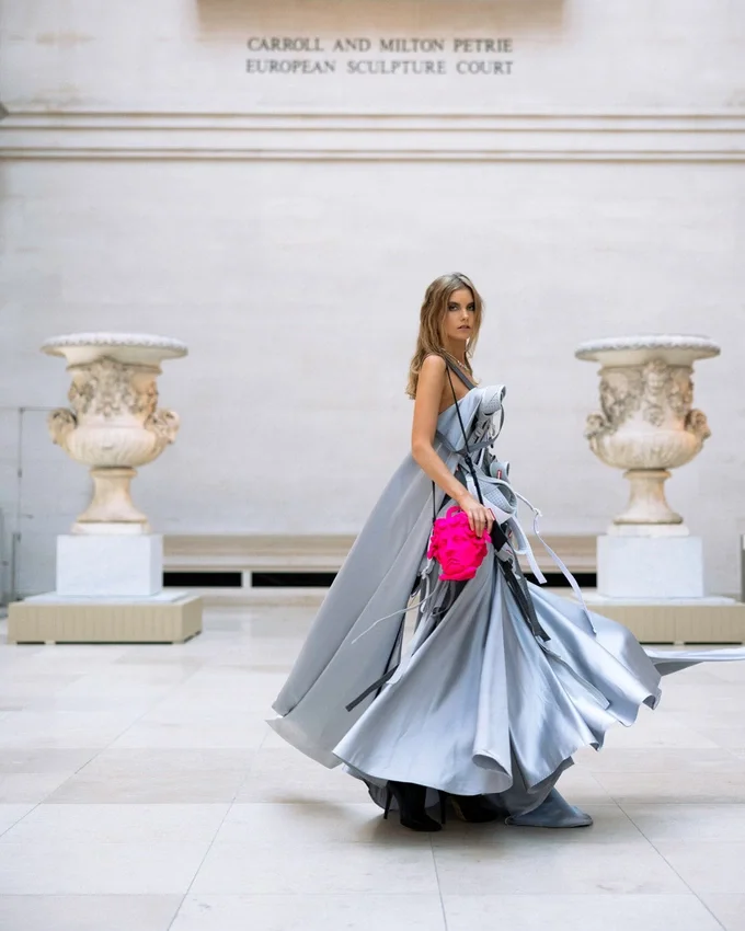 THE MET CANOVA MEDUSA HANDBAG (PINK)