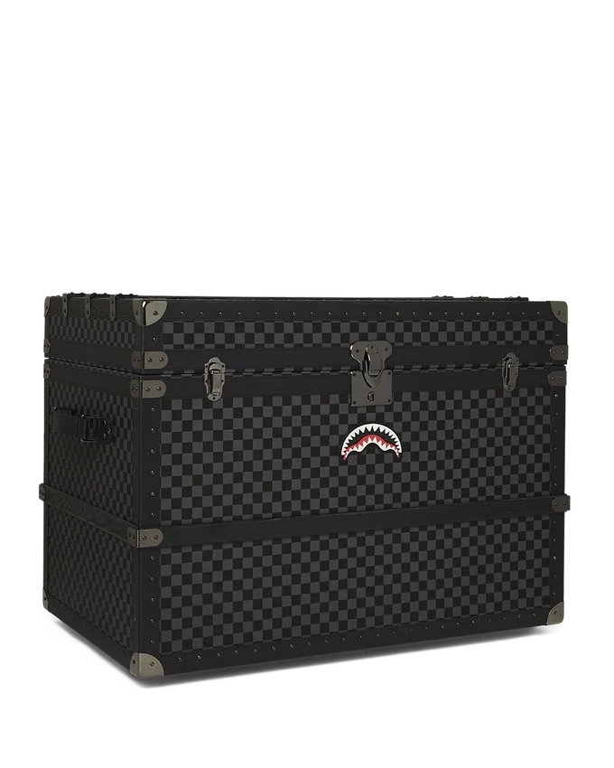 VANQUISH II WARDROBE TRUNK